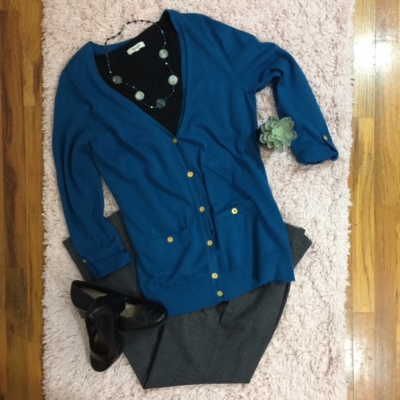 TravelSmith Sweaters - LAST CHANCE! TravelSmith Teal Button Up Cardigan